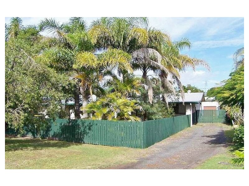 14 Mylne Ct, Torquay QLD 4655