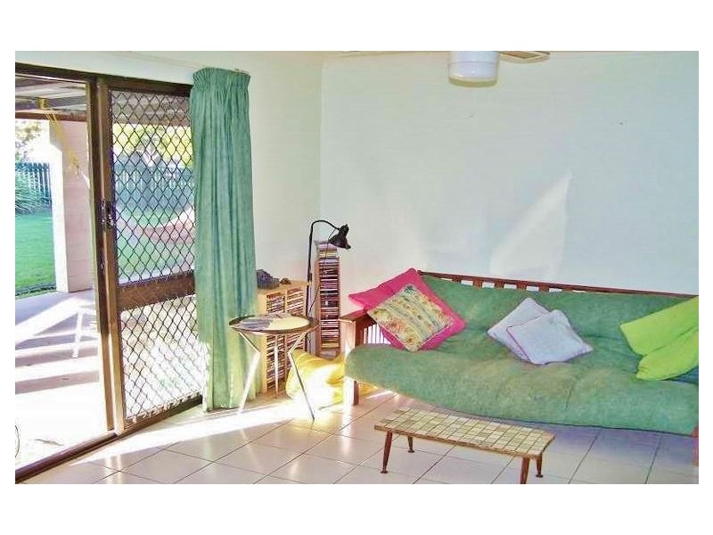 14 Mylne Ct, Torquay QLD 4655