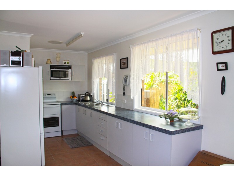 5 Elm Court, Kawungan QLD 4655
