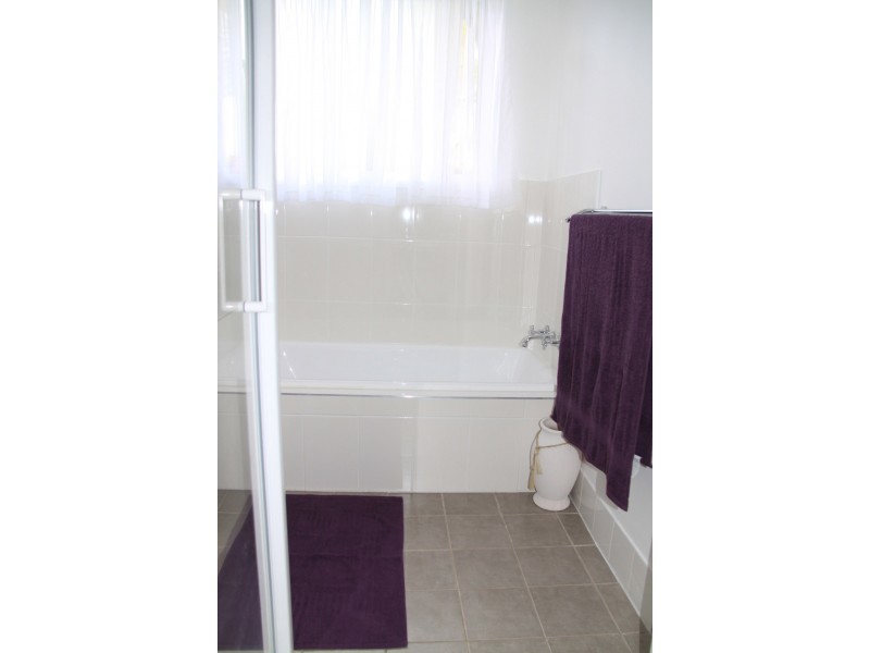 5 Elm Court, Kawungan QLD 4655