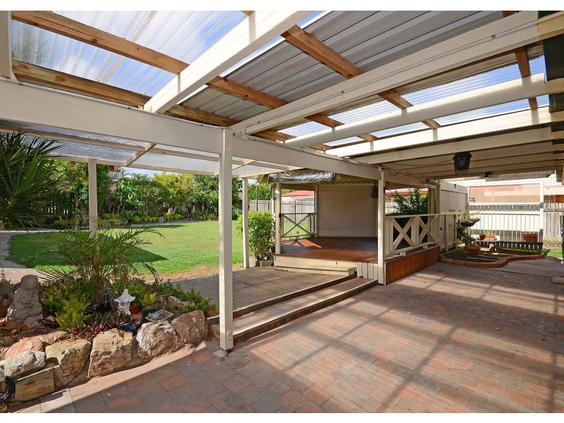 18 Johnston Boulevard, Urraween QLD 4655