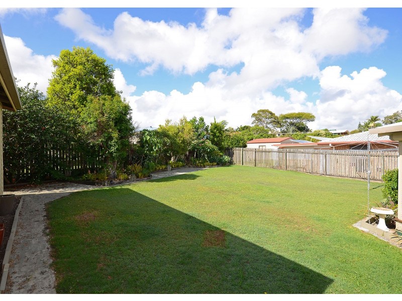 18 Johnston Boulevard, Urraween QLD 4655