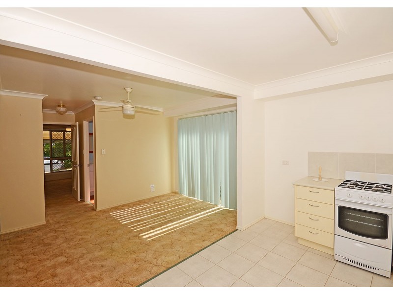 18 Johnston Boulevard, Urraween QLD 4655