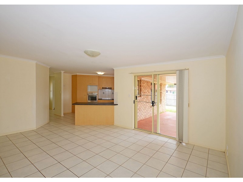 1 Gwen Court, Urraween QLD 4655