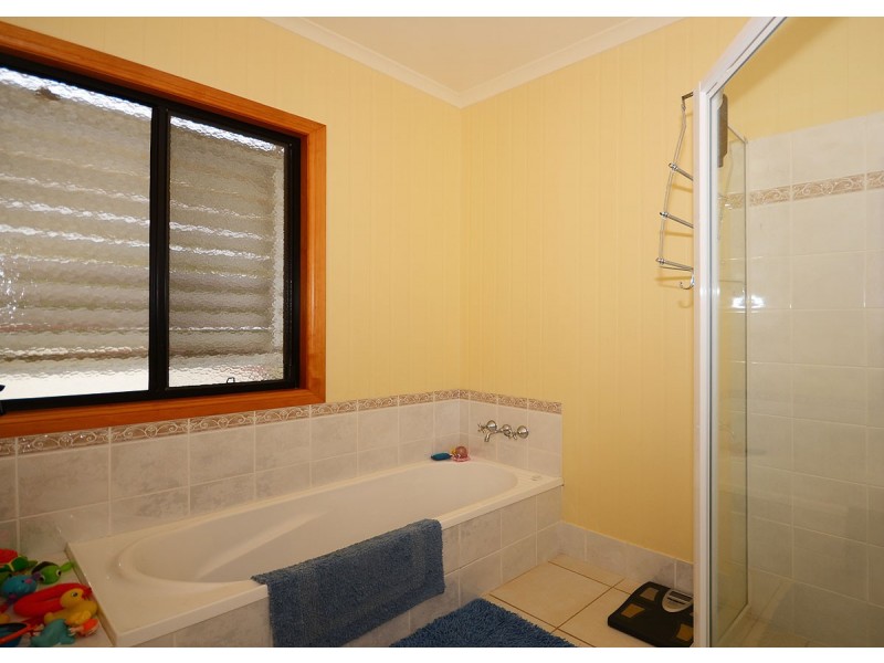 16-24 Newfarm Place, Takura QLD 4655