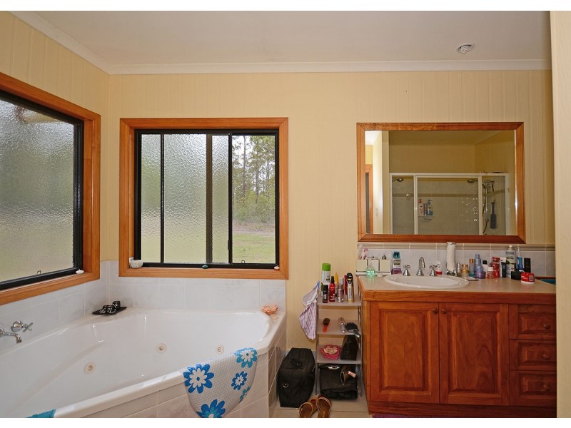 16-24 Newfarm Place, Takura QLD 4655