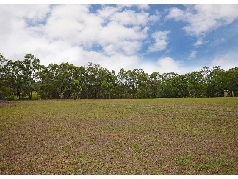 16-24 Newfarm Place, Takura QLD 4655
