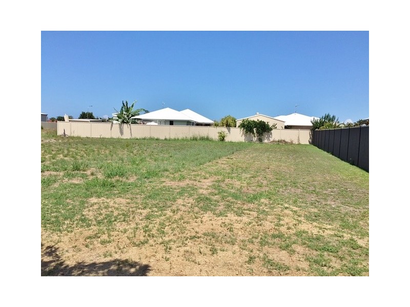 27 Bryan Court, Burrum Heads QLD 4659