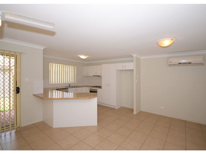 10 Steel Street, Nikenbah QLD 4655