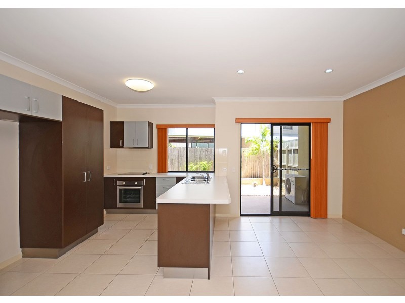 3/13 Tavistock Street, Torquay QLD 4655