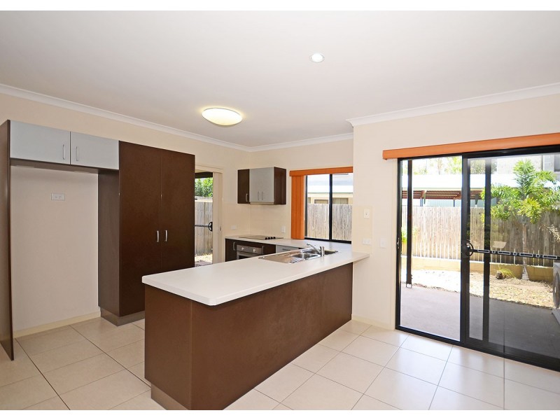 3/13 Tavistock Street, Torquay QLD 4655