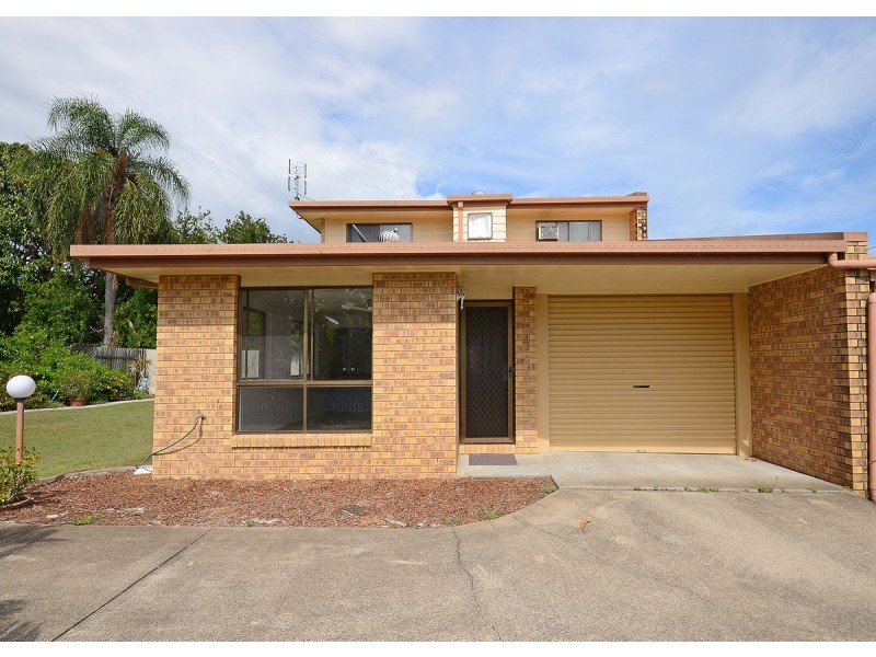 4/233 Torquay Terrace, Torquay QLD 4655