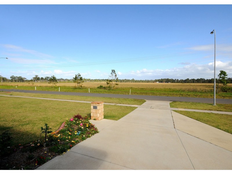 85 Martin Street, Point Vernon QLD 4655