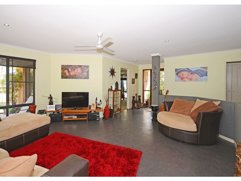 15 Island Outlook, River Heads QLD 4655