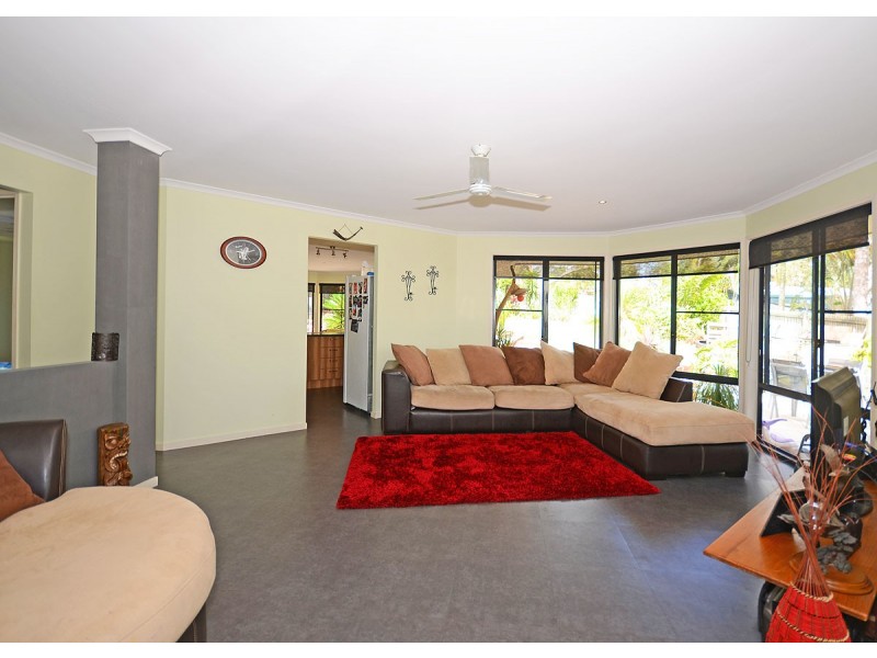 15 Island Outlook, River Heads QLD 4655