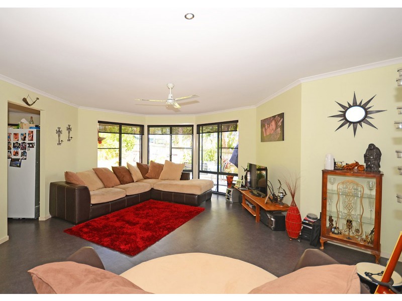 15 Island Outlook, River Heads QLD 4655