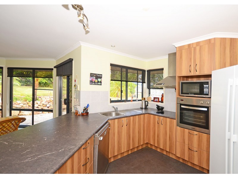 15 Island Outlook, River Heads QLD 4655