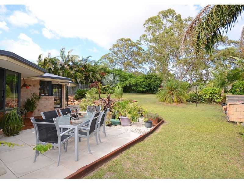 15 Island Outlook, River Heads QLD 4655