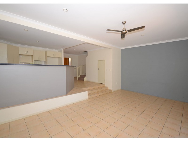 32/30 East Street, Scarness QLD 4655