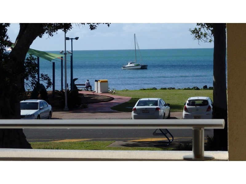 202/350 Esplanade, Scarness QLD 4655