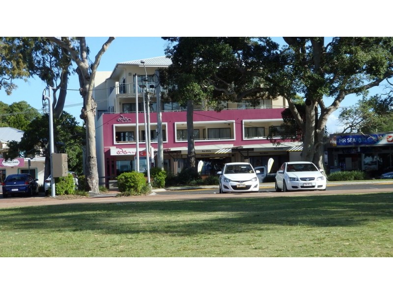 202/350 Esplanade, Scarness QLD 4655