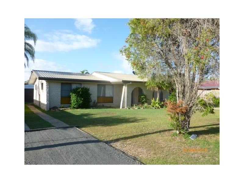 35 Sunset Crescent, Torquay QLD 4655