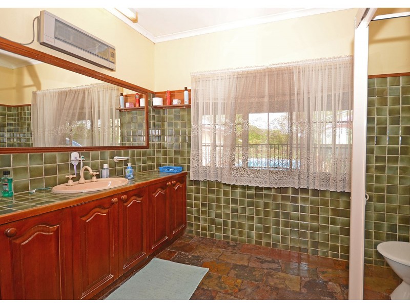 55 Washington Drive, Wondunna QLD 4655