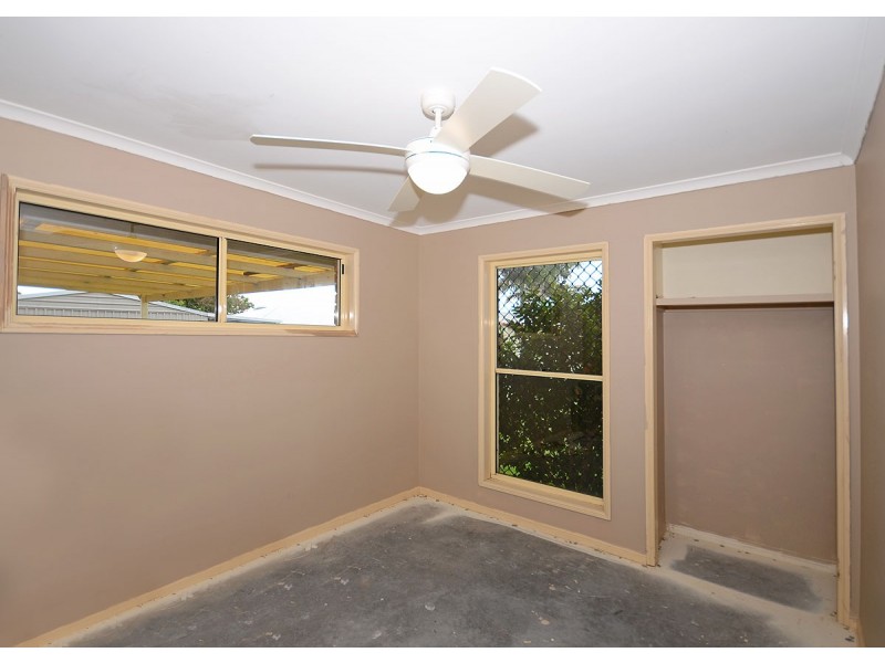 17 Deloraine Avenue, Urangan QLD 4655