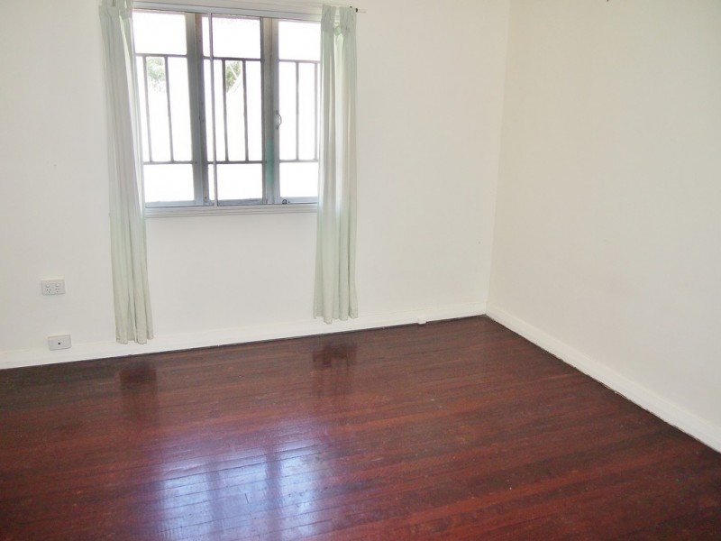 6 Alice Street, Pialba QLD 4655