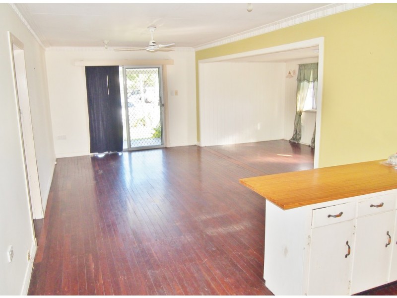 6 Alice Street, Pialba QLD 4655