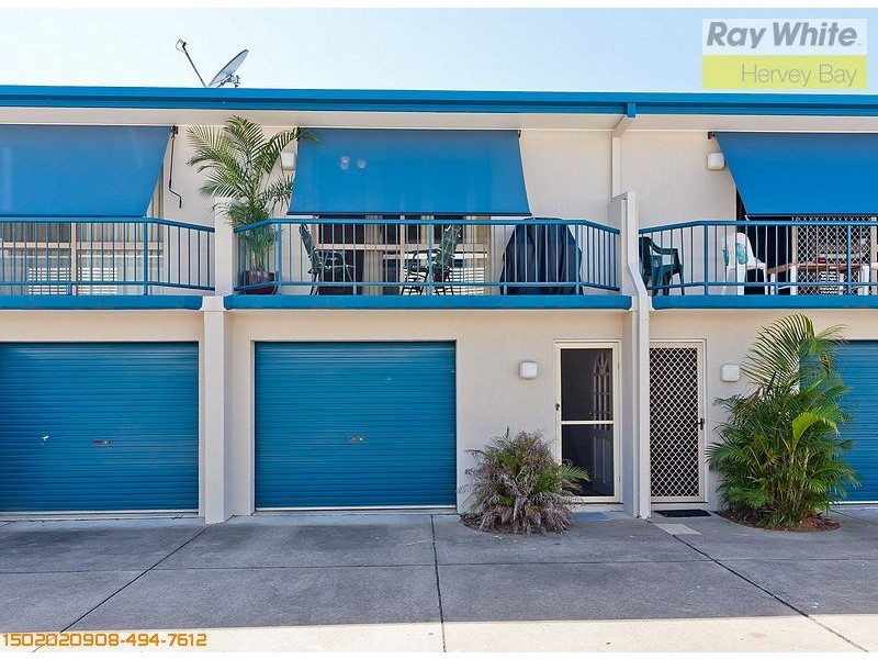 11/4 Pilot Street, Urangan QLD 4655