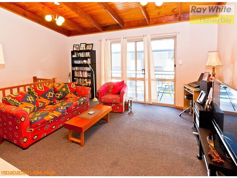 11/4 Pilot Street, Urangan QLD 4655