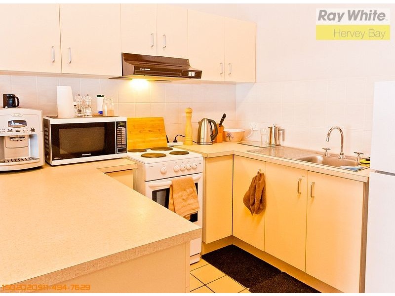 11/4 Pilot Street, Urangan QLD 4655