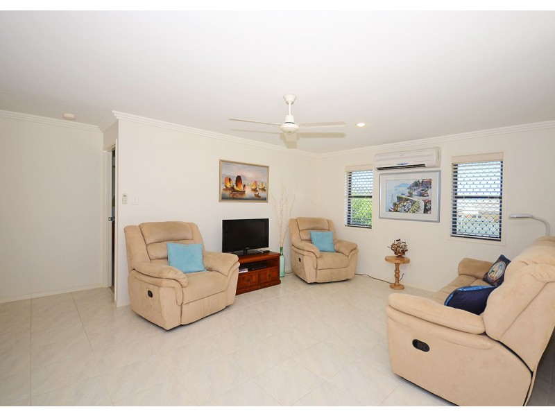 3 Picadilly Circuit, Urraween QLD 4655