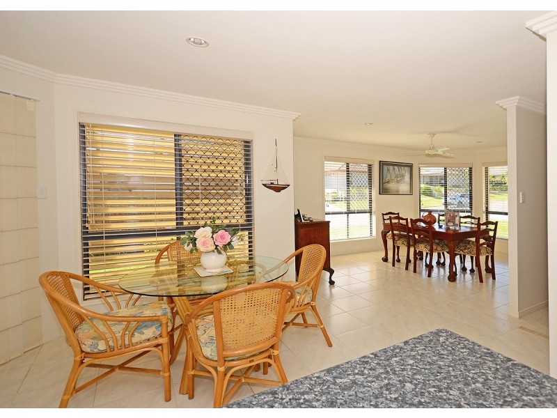 3 Picadilly Circuit, Urraween QLD 4655