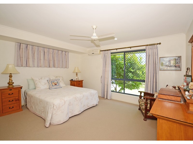 3 Picadilly Circuit, Urraween QLD 4655