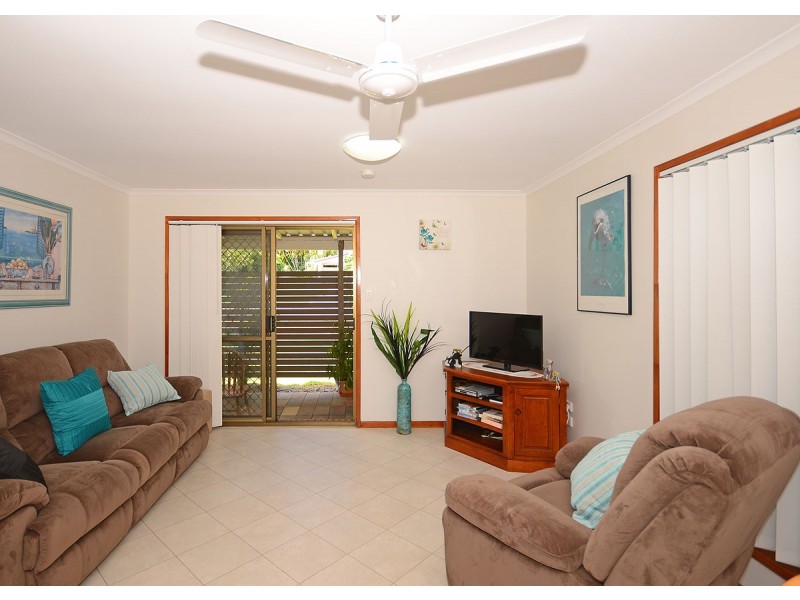 41 John Street, Scarness QLD 4655