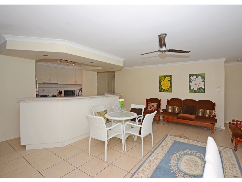 65 Gundesen Drive, Urraween QLD 4655