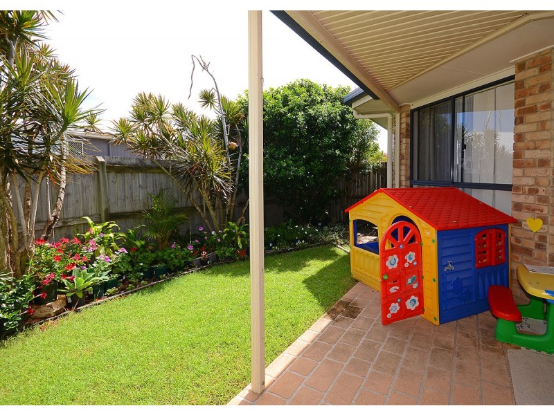 65 Gundesen Drive, Urraween QLD 4655
