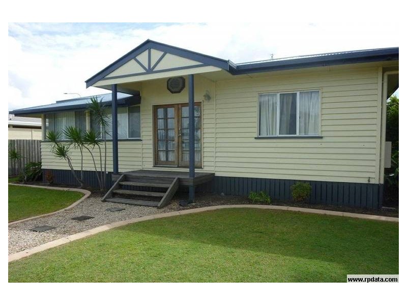 27 Caringa Street, Urangan QLD 4655