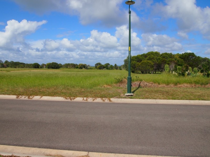 16 Bowarrady Court, River Heads QLD 4655