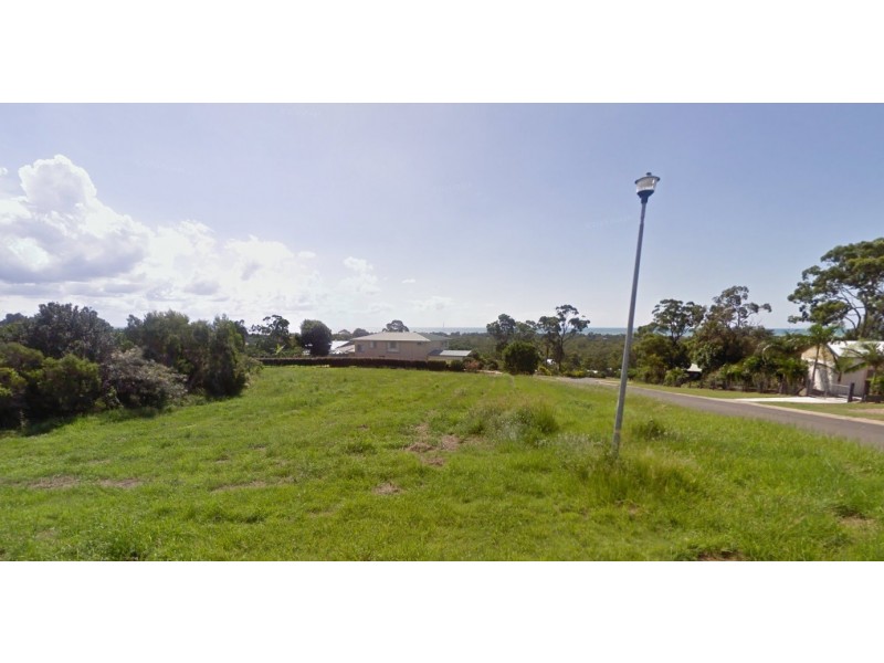16 Straits Outlook, Craignish QLD 4655