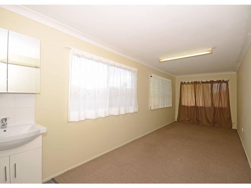 5 Maple Street, Pialba QLD 4655