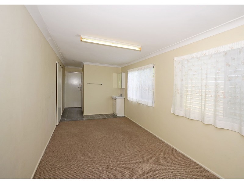 5 Maple Street, Pialba QLD 4655