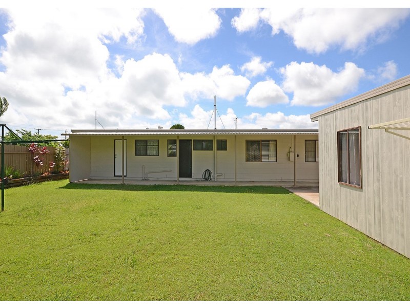 5 Maple Street, Pialba QLD 4655