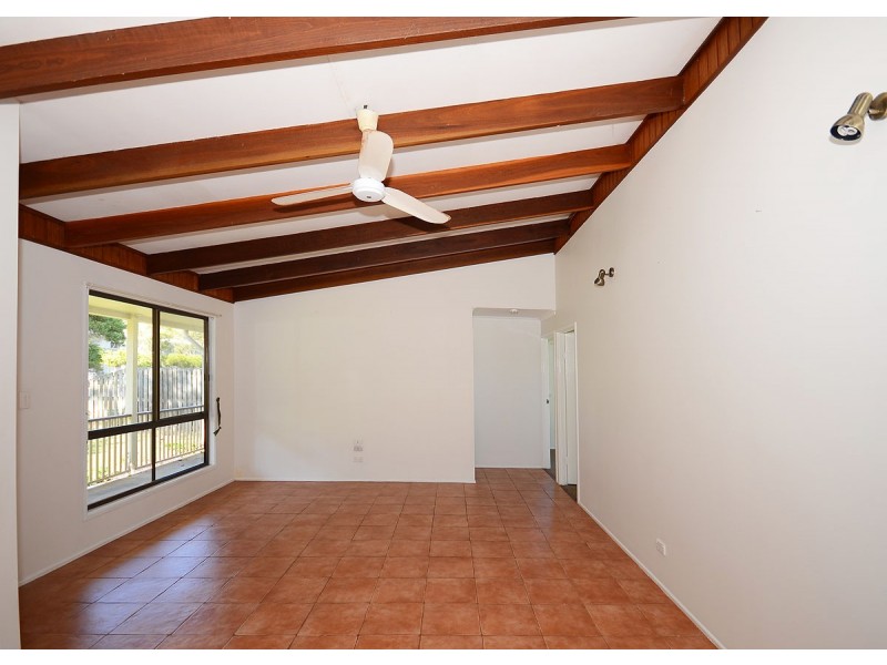 57 Pulgul Street, Urangan QLD 4655