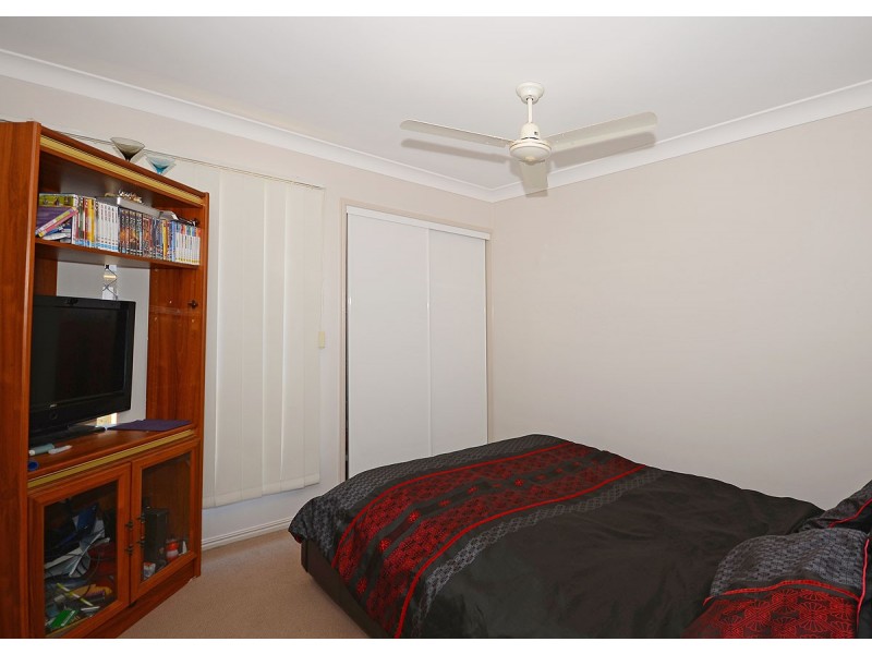 3 Bushlark Avenue, Eli Waters QLD 4655