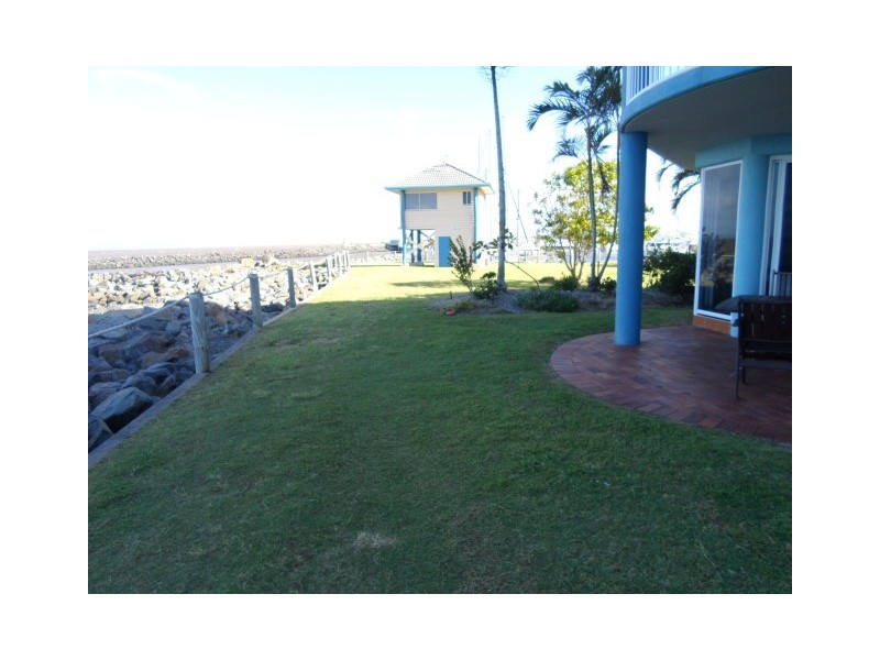 44/17 Buccaneer Drive, Urangan QLD 4655