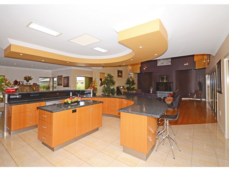 28 Lancewood Court, Wondunna QLD 4655