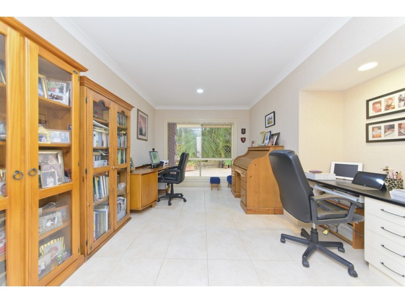 6 Pristine Place, Dundowran Beach QLD 4655